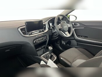 Used Kia XCeed 2025 for sale - 77685745: Photo