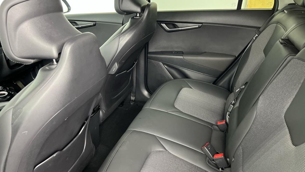 Used Kia Niro 2023 for sale - 76722111: Photo 10