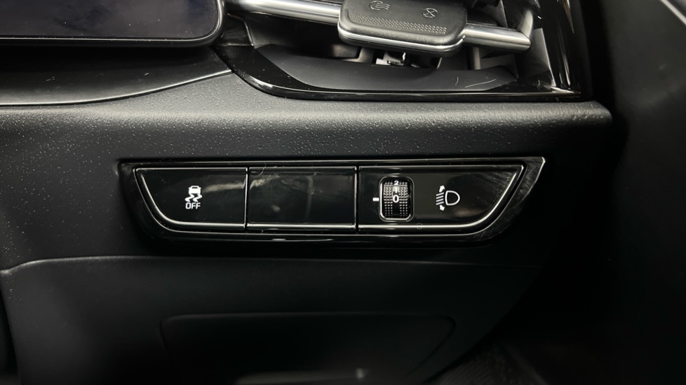 Used Kia Niro 2023 for sale - 76722111: Photo 32