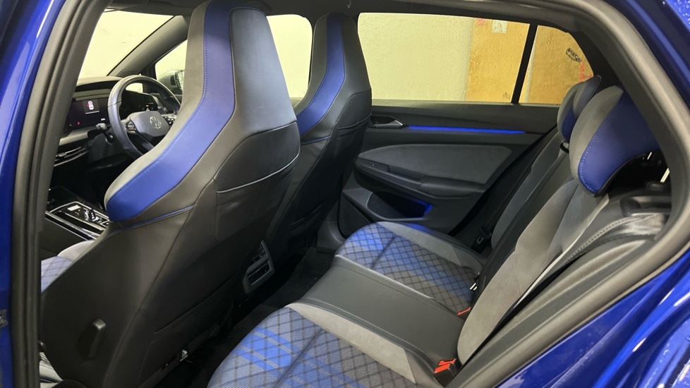 Used Volkswagen Golf 2023 for sale - 76332199: Photo 10