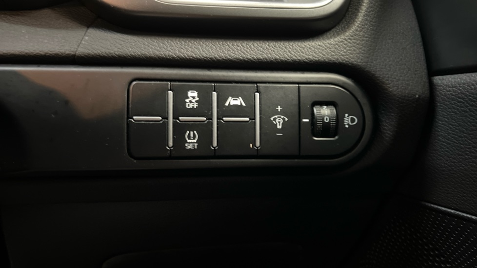 Used Kia Ceed 2025 for sale - 76872750: Photo 24