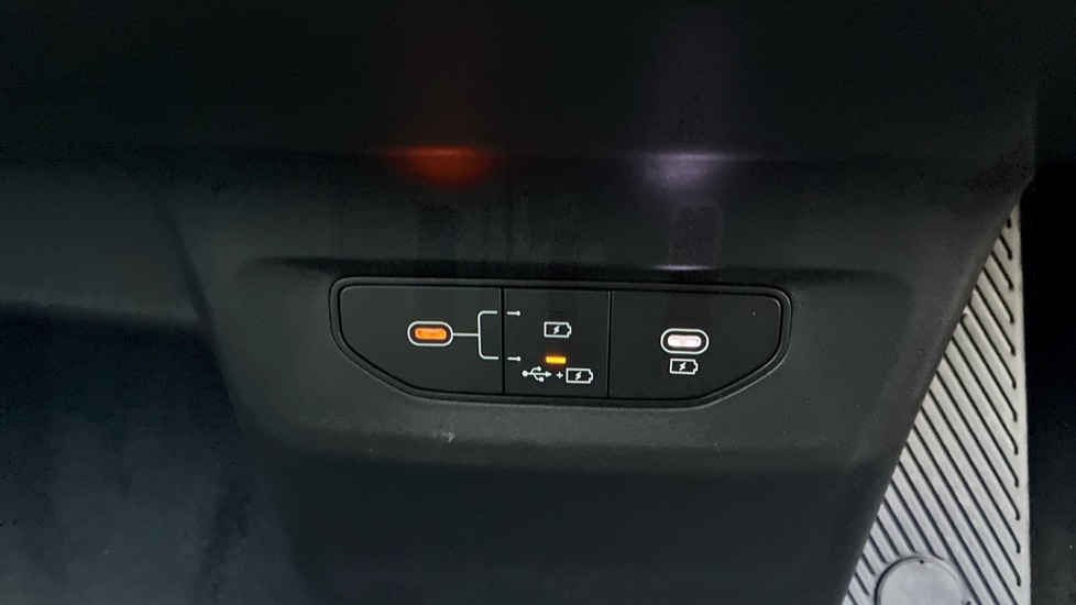 Used Kia EV6 2025 for sale - 77630768: Photo 32