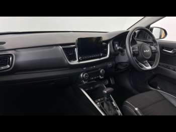 Used Kia Stonic 2024 for sale - 74615737: Photo