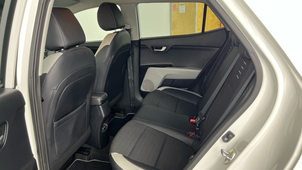 Used Kia Stonic 2018 for sale - 75874276: Photo 10