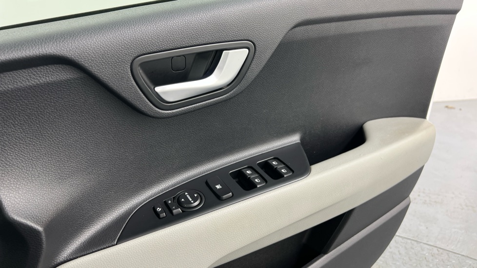 Used Kia Stonic 2018 for sale - 75874276: Photo 16