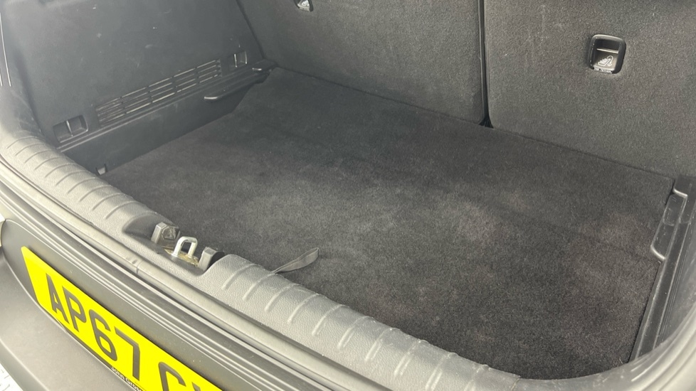 Used Kia Stonic 2018 for sale - 75874276: Photo 29
