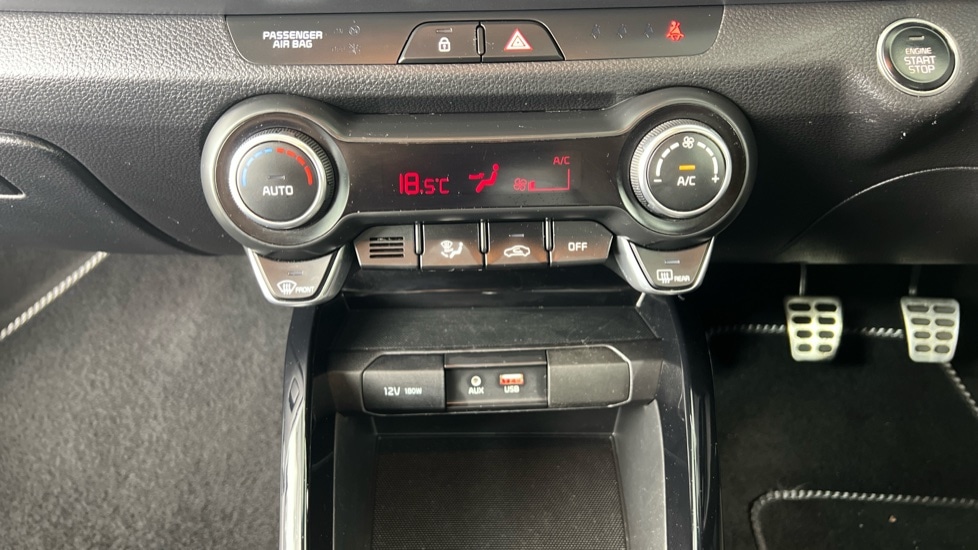 Used Kia Stonic 2018 for sale - 75874276: Photo 36