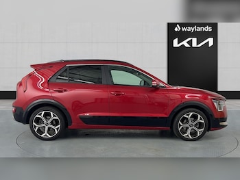 Used Kia Niro 2024 for sale - 76190909: Photo 4