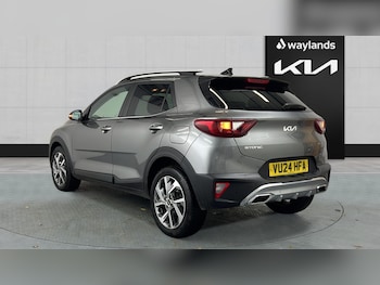 Used Kia Stonic 2024 for sale - 77634629: Photo