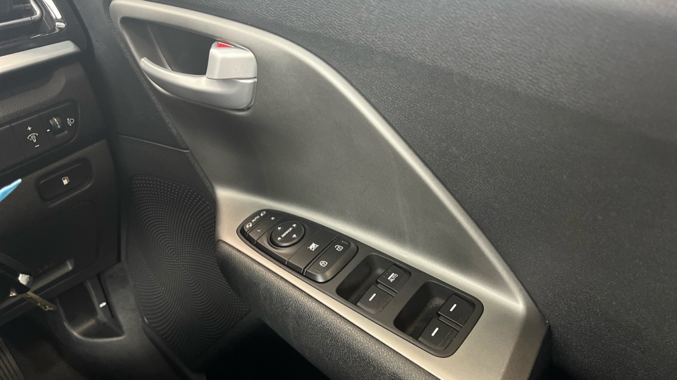 Used Kia Niro 2022 for sale - 77099152: Photo 24