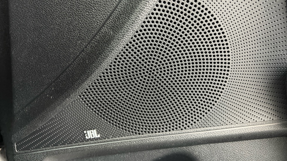 Used Kia XCeed 2025 for sale - 76870713: Photo 17