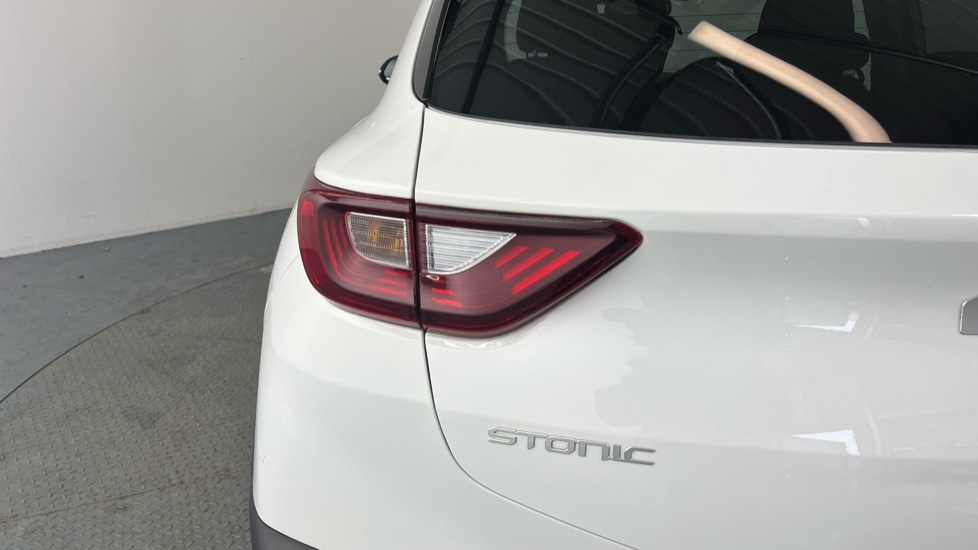 Used Kia Stonic 2023 for sale - 77726085: Photo 14