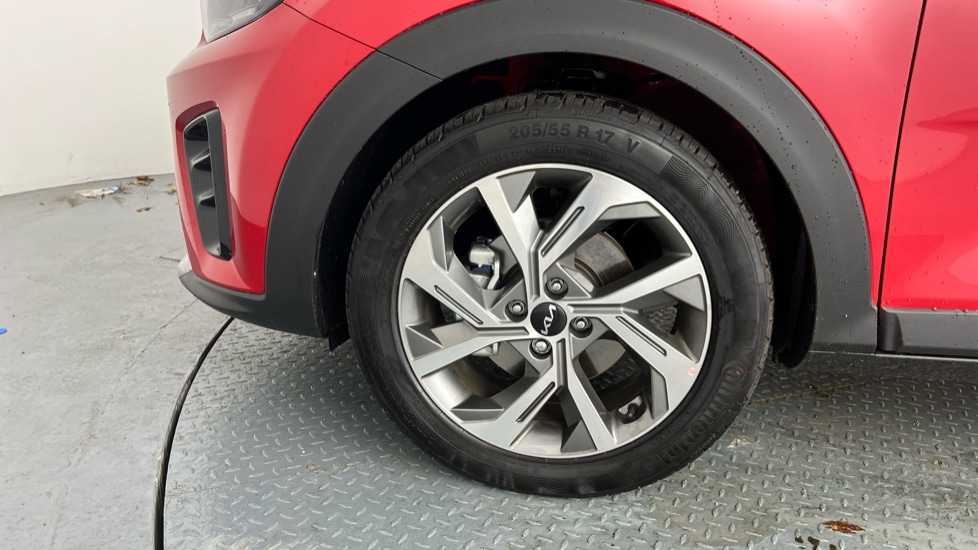 Used Kia Stonic 2025 for sale - 76872759: Photo 15