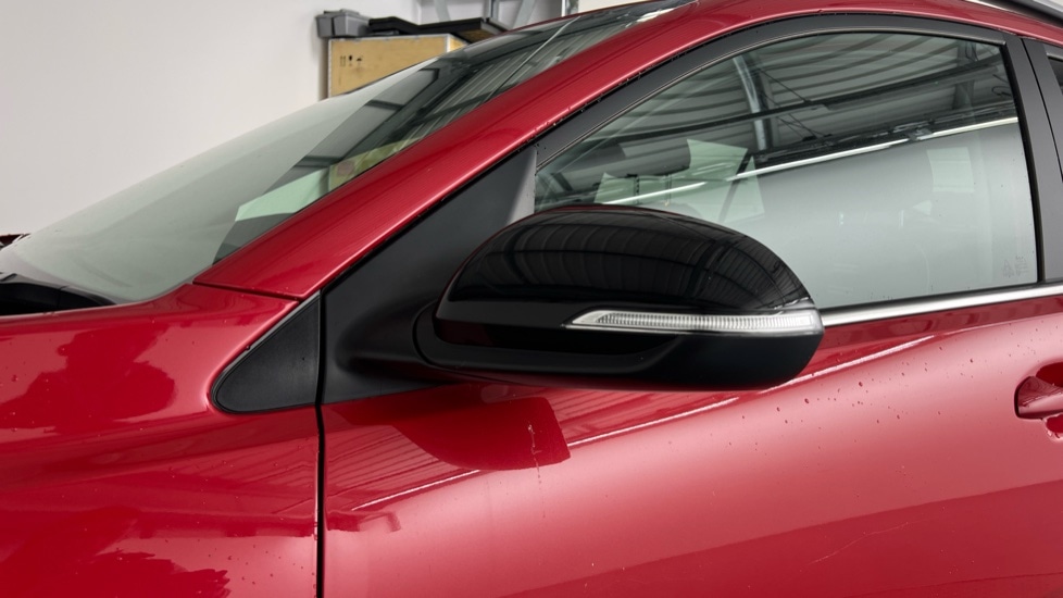 Used Kia Stonic 2025 for sale - 76872759: Photo 16