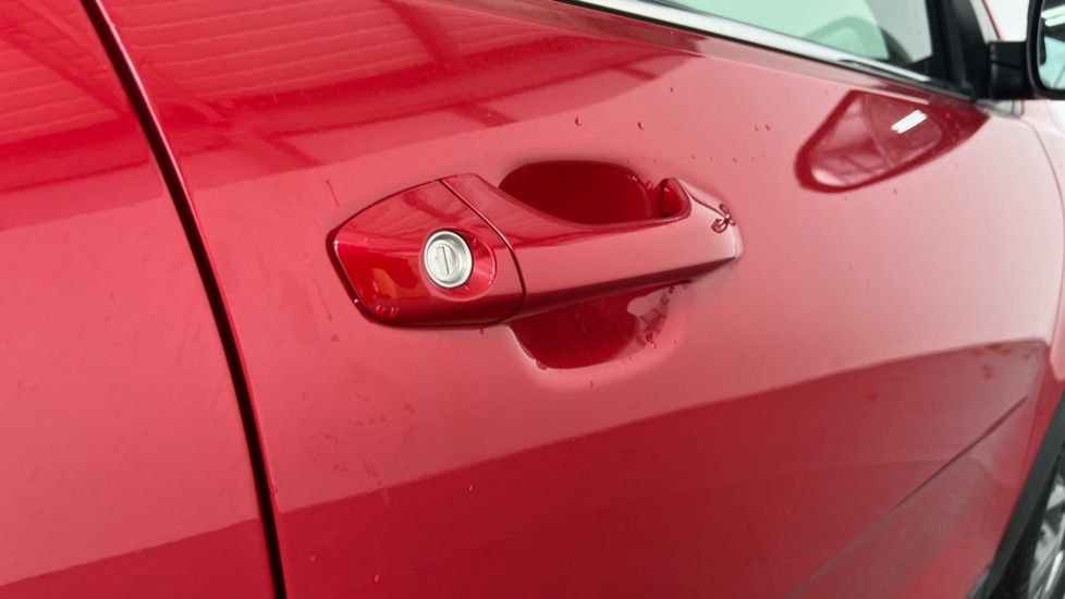 Used Kia Stonic 2025 for sale - 76872759: Photo 23