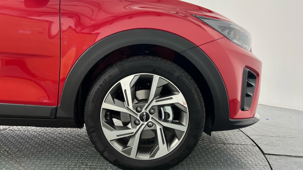 Used Kia Stonic 2025 for sale - 76872759: Photo 5