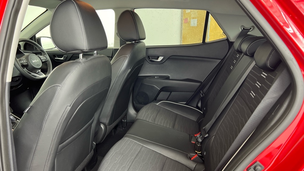 Used Kia Stonic 2025 for sale - 76344049: Photo 10