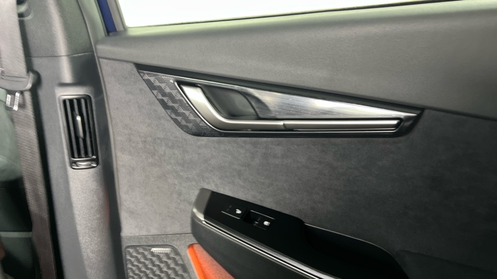 Used Kia EV6 2025 for sale - 77373090: Photo 32