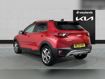 Used Kia Stonic 2023 for sale - 78049807: Photo