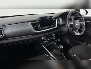 Used Kia Stonic 2023 for sale - 78049807: Photo