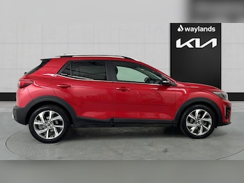 Used Kia Stonic 2023 for sale - 78049807: Photo