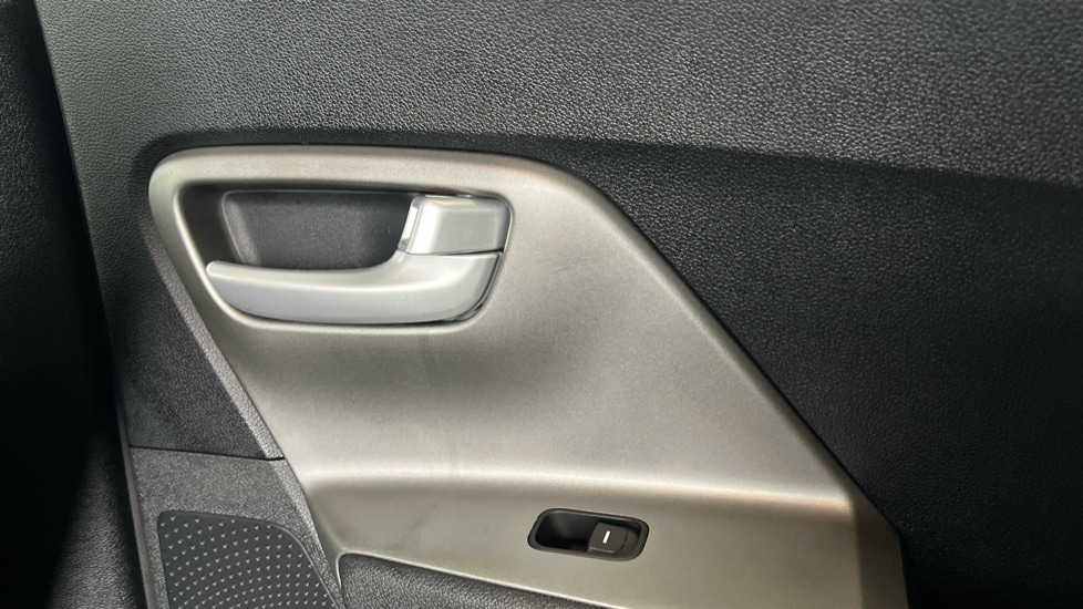 Used Kia Niro 2022 for sale - 77059155: Photo 15