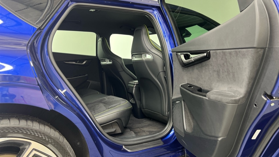 Used Kia EV6 2024 for sale - 76868944: Photo 25