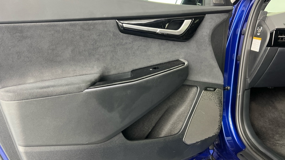 Used Kia EV6 2024 for sale - 76868944: Photo 35