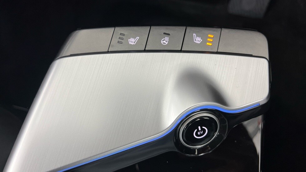 Used Kia EV6 2024 for sale - 76868944: Photo 40