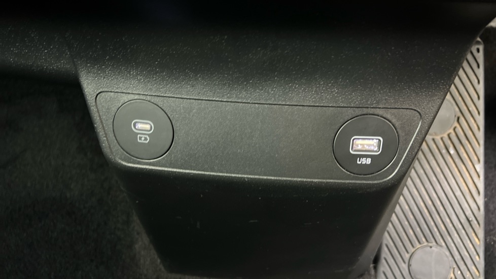 Used Kia EV6 2023 for sale - 77648027: Photo 37