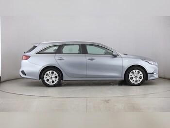 Used Kia Ceed 2024 for sale - 77366903: Photo