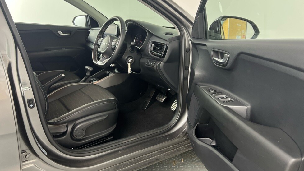 Used Kia Stonic 2024 for sale - 78108527: Photo 20