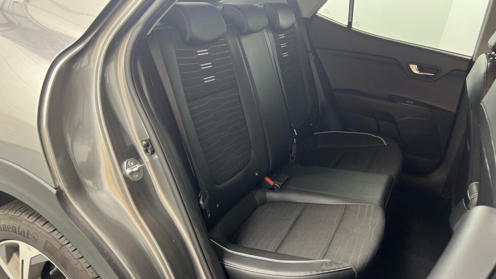 Used Kia Stonic 2024 for sale - 78108527: Photo 26