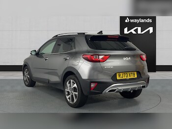 Used Kia Stonic 2024 for sale - 78108527: Photo
