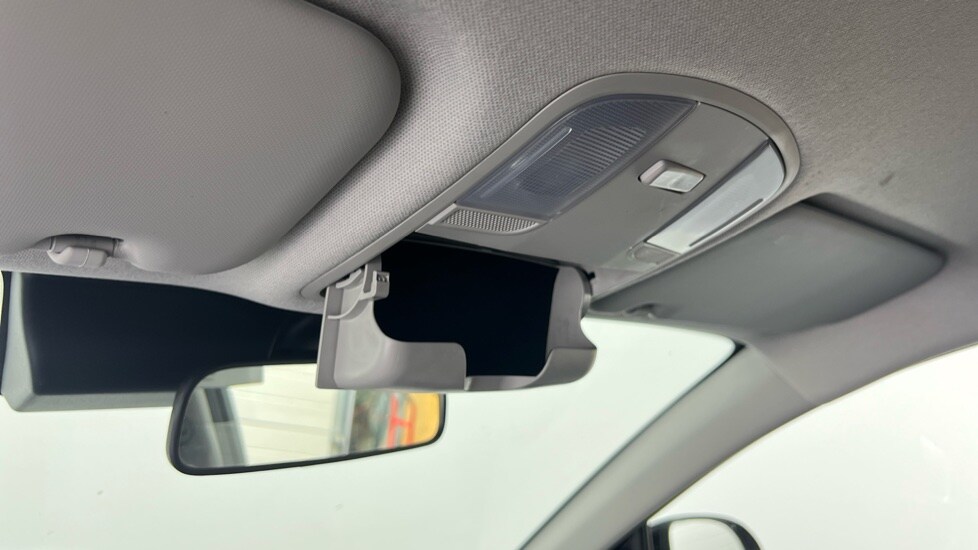 Used Kia Stonic 2024 for sale - 78108527: Photo 43