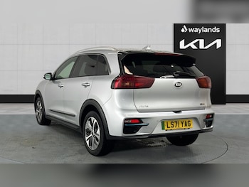 Used Kia Niro 2021 for sale - 76966802: Photo