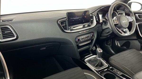 Used Kia Ceed 2025 for sale - 76062301: Photo 3