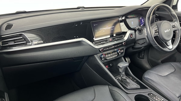 Used Kia Niro 2021 for sale - 76302459: Photo 3