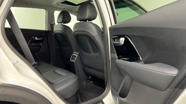 Used Kia Niro 2021 for sale - 76302459: Photo 40