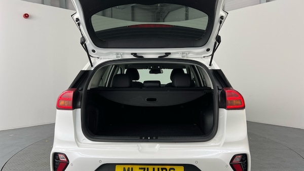 Used Kia Niro 2021 for sale - 76302459: Photo 8