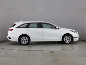 Used Kia Ceed 2025 for sale - 78140471: Photo