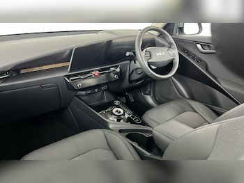 Used Kia Niro 2024 for sale - 78108674: Photo