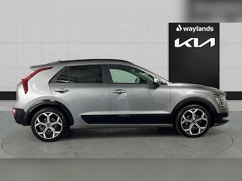 Used Kia Niro 2024 for sale - 78108674: Photo