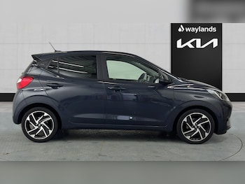 Used Hyundai i10 2022 for sale - 77897143: Photo