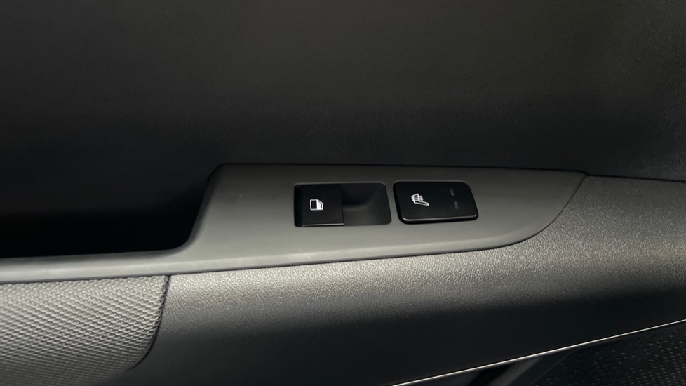 Used Kia Niro 2023 for sale - 78055195: Photo 28