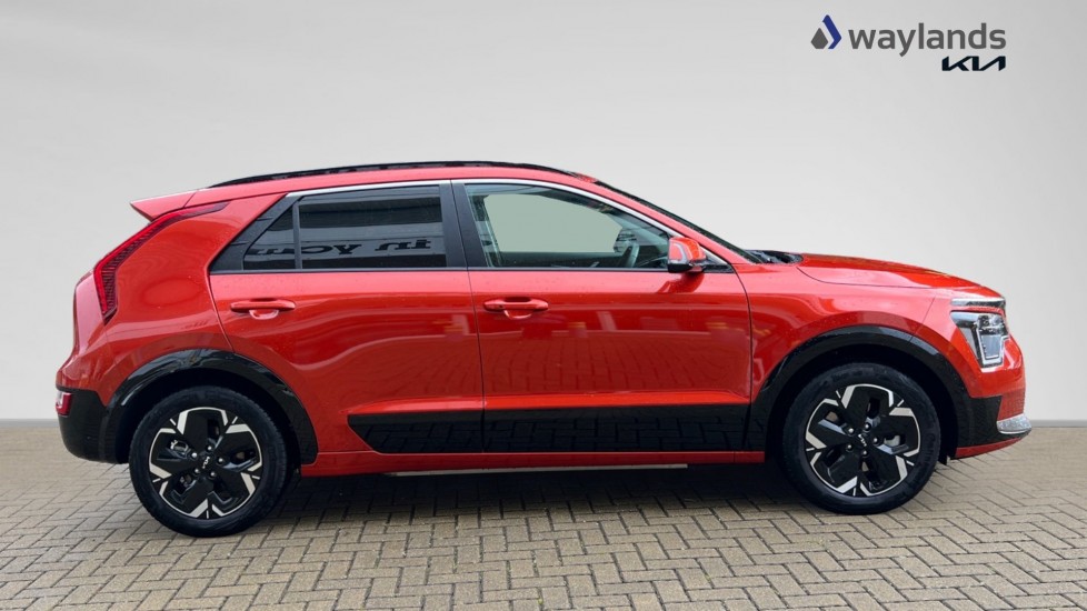 Used Kia Niro 2023 for sale - 78055195: Photo 4