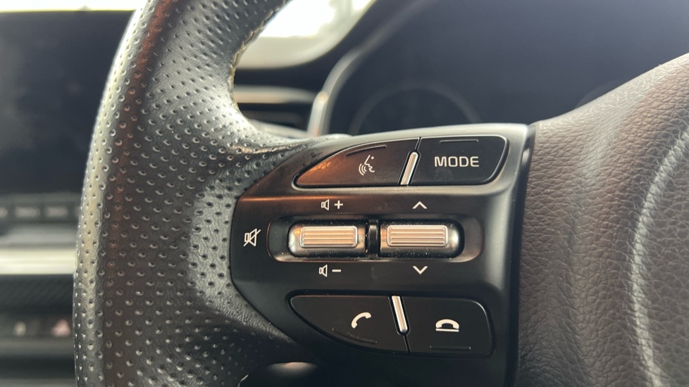 Used Kia Stonic 2024 for sale - 76874866: Photo 37