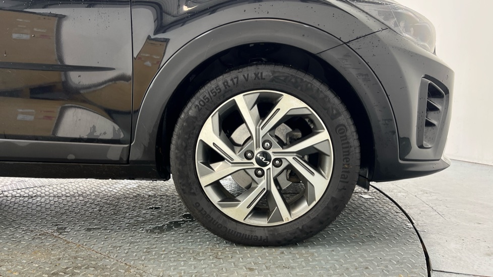 Used Kia Stonic 2024 for sale - 76874866: Photo 5