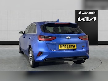 Used Kia Ceed 2018 for sale - 76025296: Photo 2