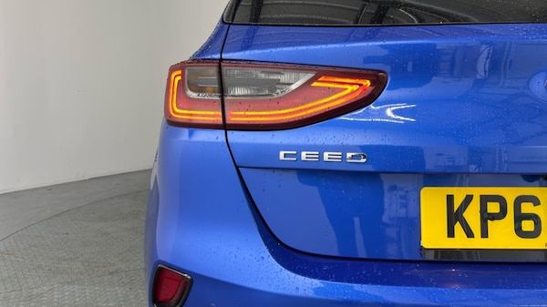 Used Kia Ceed 2018 for sale - 76025296: Photo 43
